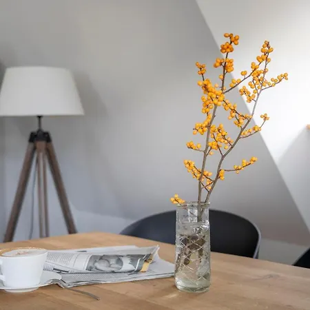 Lägenhet Altbauwohnung Im Schloesschen
